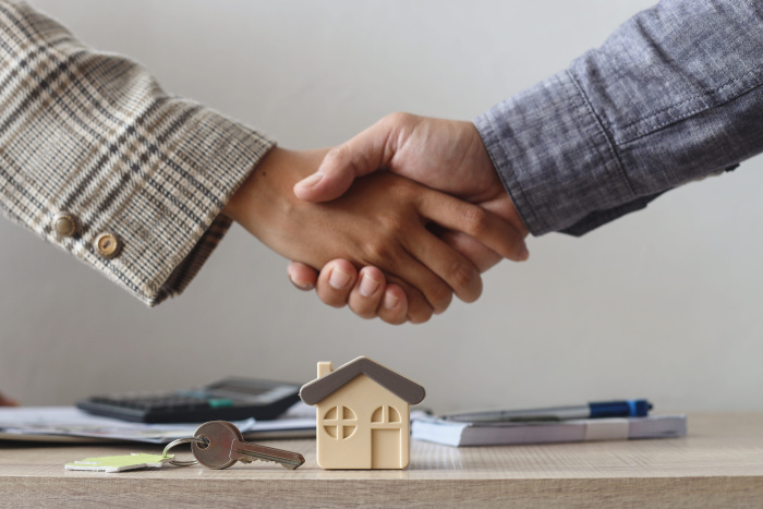 home loans plaquemine signing deal